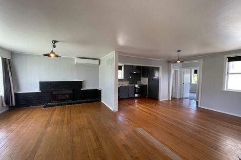 Photo of property in 15 Amberley Avenue, Te Atatu South, Auckland, 0610