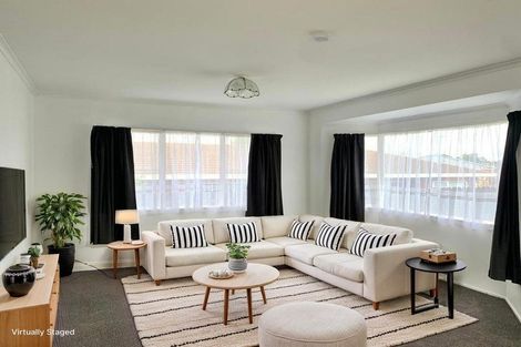 Photo of property in 1 Menary Street, Papakura, 2110