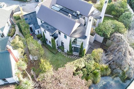 Photo of property in 2/37 Poynder Avenue, Merivale, Christchurch, 8014