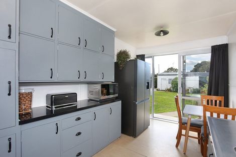 Photo of property in 10 Kittyhawk Row, Bulls, 4818