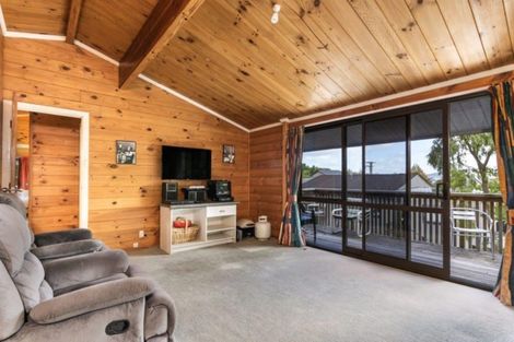 Photo of property in 34 Tremaine Avenue, Two Mile Bay, Taupo, 3330