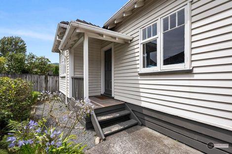 Photo of property in 1-2/6a Pohutukawa Street, Woburn, Lower Hutt, 5010