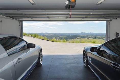 Photo of property in 77 Rangiuru Drive, Parua Bay, Onerahi, 0192