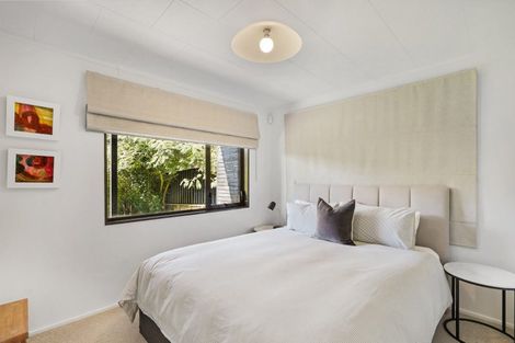 Photo of property in 28 Tokomaru Drive, Havelock North, 4130