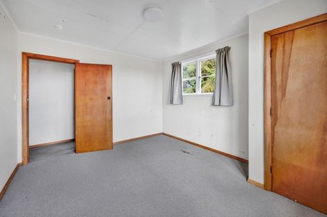 Photo of property in 32b Seaview Road, Marfell, New Plymouth, 4310