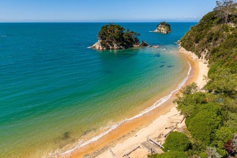 Photo of property in 6 Fairburn Place, Kaiteriteri, 7197