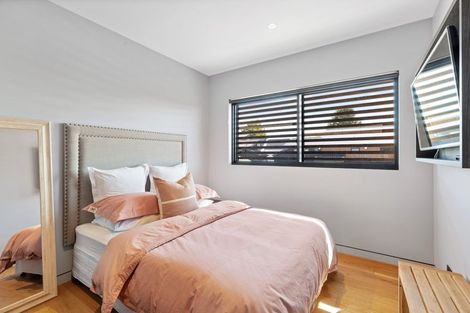 Photo of property in 40 Hewitts Road, Merivale, Christchurch, 8014