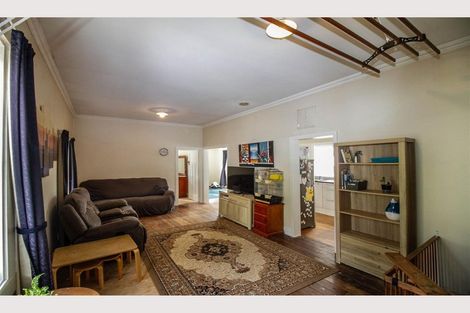 Photo of property in 30 Mount View Street, Raetihi, 4632