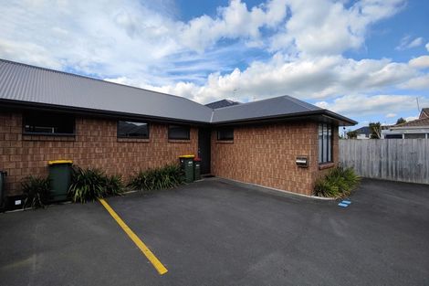 Photo of property in 5/102 Old Farm Road, Hamilton East, Hamilton, 3216