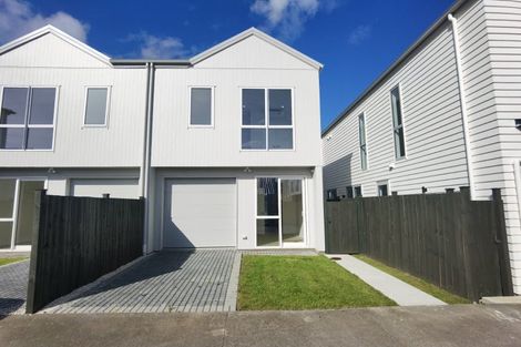 Photo of property in 6 Yellow Pear Lane, Karaka, 2578