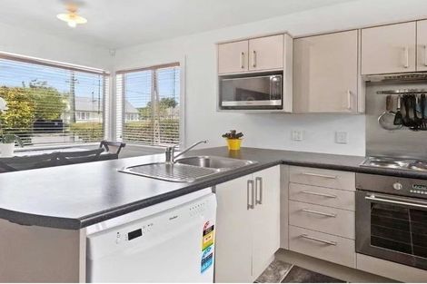 Photo of property in 11 Christian Street, Bryndwr, Christchurch, 8053