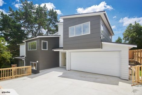 Photo of property in 55a Neal Avenue, Glenfield, Auckland, 0629