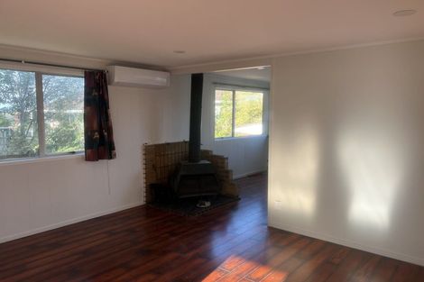 Photo of property in 26 Waimumu Road, Massey, Auckland, 0614