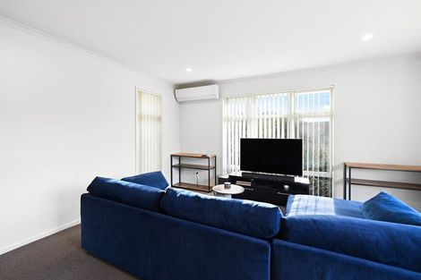 Photo of property in 19 Ladeira Place, Fitzroy, Hamilton, 3206