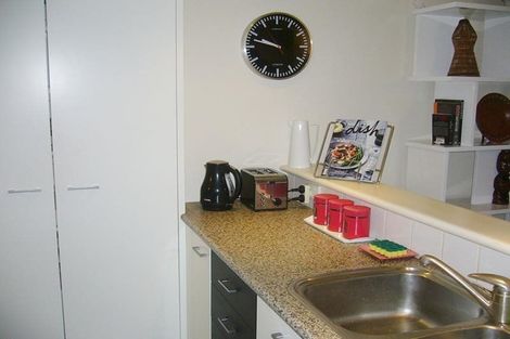 Photo of property in 5 Cheshire Street, Cannons Creek, Porirua, 5024