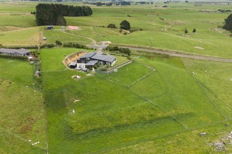 Photo of property in 165 Albert Road, Tokomaru, Palmerston North, 4474