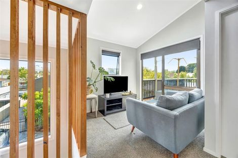 Photo of property in 8 Opoia Road, Hamilton East, Hamilton, 3216