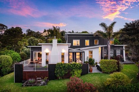 Photo of property in 9 Bendalls Lane, Oratia, Auckland, 0604