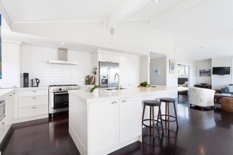 Photo of property in 58 Oceanbeach Road, Mount Maunganui, 3116