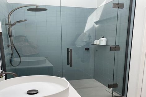 Photo of property in 39a Verbena Road, Birkdale, Auckland, 0626