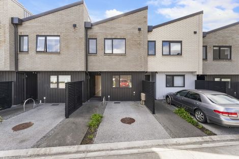 Photo of property in 11/28 Westgate Drive, Westgate, Auckland, 0614