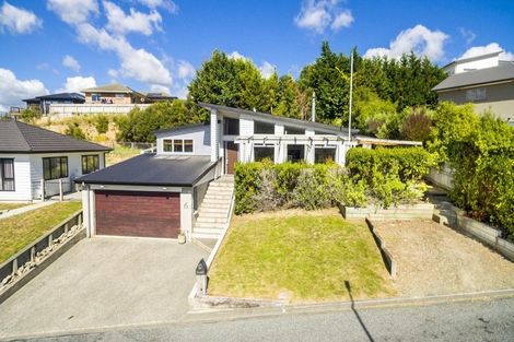 Photo of property in 6 Frankie Stevens Place, Riverstone Terraces, Upper Hutt, 5018