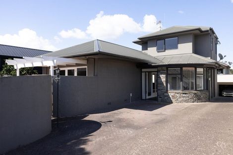 Photo of property in 208 Oceanbeach Road, Mount Maunganui, 3116