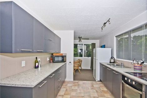 Photo of property in 51 Lynn Road, Bayview, Auckland, 0629