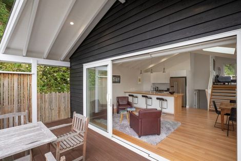 Photo of property in 2 Ludlam Street, Seatoun, Wellington, 6022