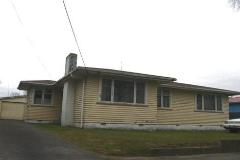 Photo of property in 18 Benmore Avenue, Cloverlea, Palmerston North, 4412