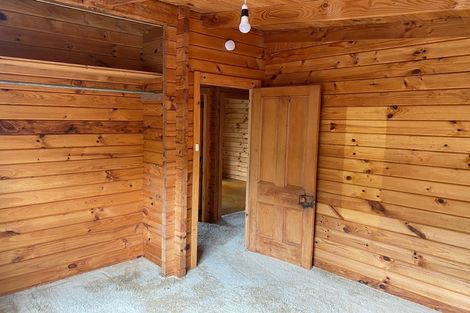 Photo of property in 17 Ivy Terrace, Moana, 7872