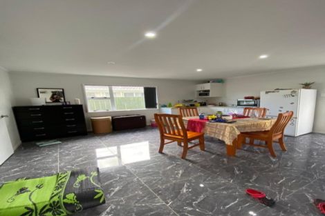 Photo of property in 42a Halsey Road, Manurewa, Auckland, 2102