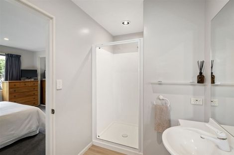 Photo of property in 4 Scarlet Lane, Redwood, Christchurch, 8051