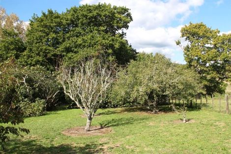 Photo of property in 2495 Hunua Road, Hunua, 2583