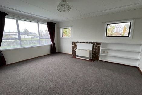 Photo of property in 22 Constitution Avenue, Milton, 9220