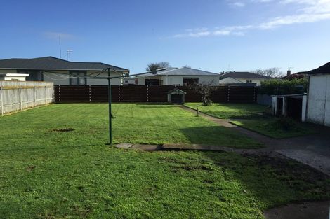 Photo of property in 15 Aberdeen Avenue, Takaro, Palmerston North, 4412