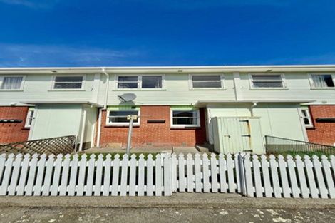 Photo of property in Oberon Flats, 48a Merton Street, Trentham, Upper Hutt, 5018