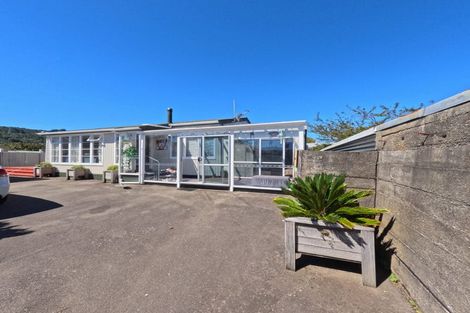 Photo of property in 51a Fraser Crescent, Elderslea, Upper Hutt, 5018