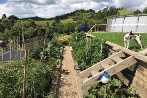 Photo of property in 8 Brenton Place, Whangamata, 3691