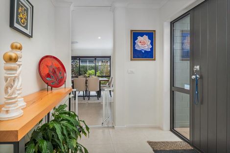 Photo of property in 32 Leeward Drive, Whitianga, 3510