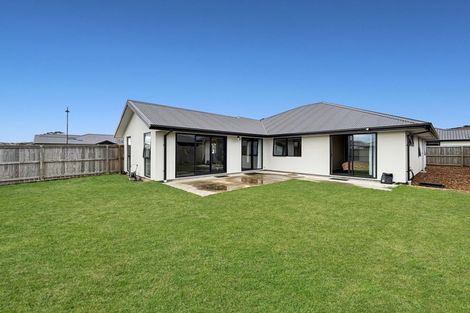 Photo of property in 2 Napper Place, Halswell, Christchurch, 8025