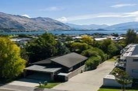 Photo of property in 31 Warren Street, Wanaka, 9305