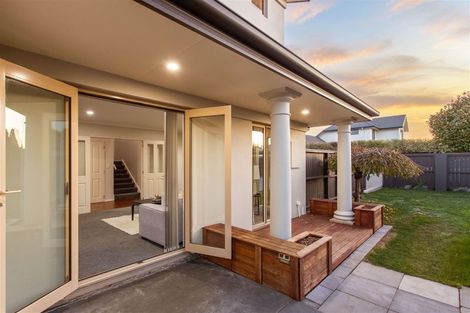 Photo of property in 18 Scarlet Lane, Redwood, Christchurch, 8051