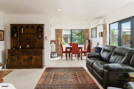 Photo of property in 3/66 Kawaha Point Road, Kawaha Point, Rotorua, 3010