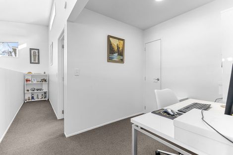 Photo of property in 72 Clemow Road, Fitzroy, New Plymouth, 4312