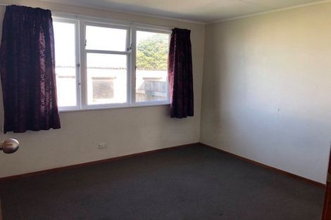 Photo of property in 60-62 Titoki Street, Castlecliff, Whanganui, 4501
