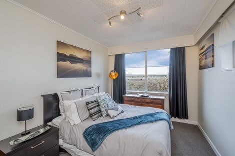 Photo of property in 102 Martin Road, Paraparaumu Beach, Paraparaumu, 5032