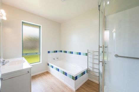 Photo of property in 2 Fell Place, Stoke, Nelson, 7011