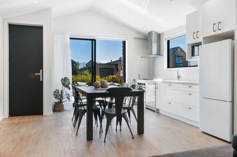 Photo of property in 4 Matakanui Lane, Wanaka, 9305