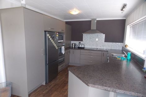 Photo of property in 1 Ouse Street, Rongotea, 4476